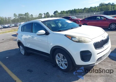 2018 Kia Sportage Lx z USA, uszkodzony, nr VIN KNDPM3AC8J7450632
